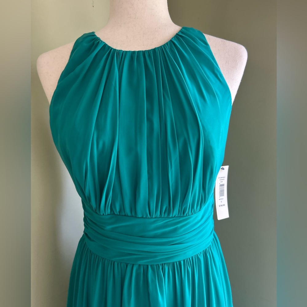 NWT Badgley Mischka Sleeveless Pleated Gown in Jade. Size 4. Exquisite. - Picture 4 of 16